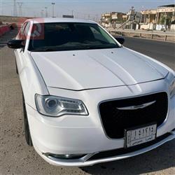 کرایسلەر 300